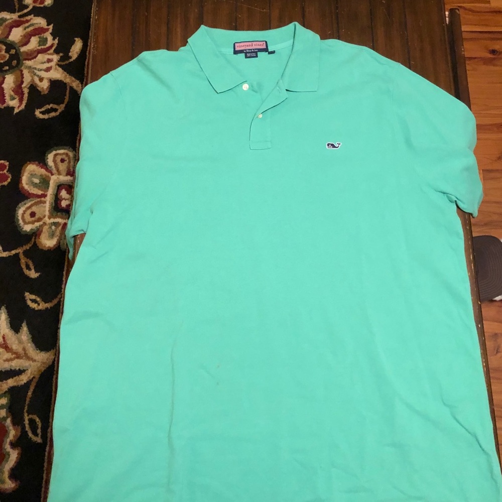Men’s vineyard Vines polo